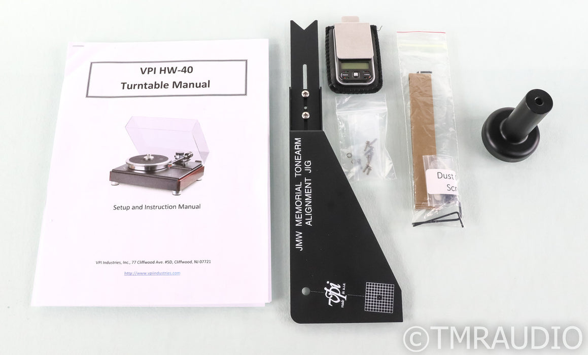 VPI HW-40 Direct Drive Turntable; Lyra Atlas SL MC Cartridge; Low Hours