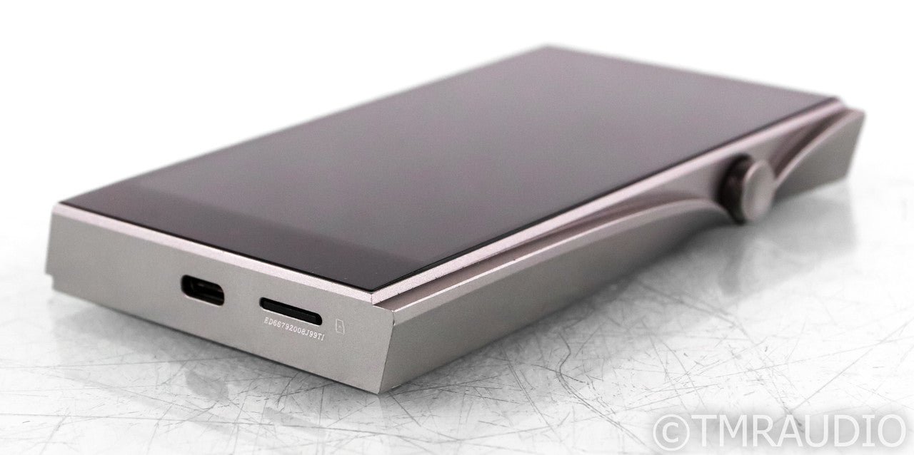 Astell & Kern A&futura SE200 Portable Music Player; SE-200; 256GB