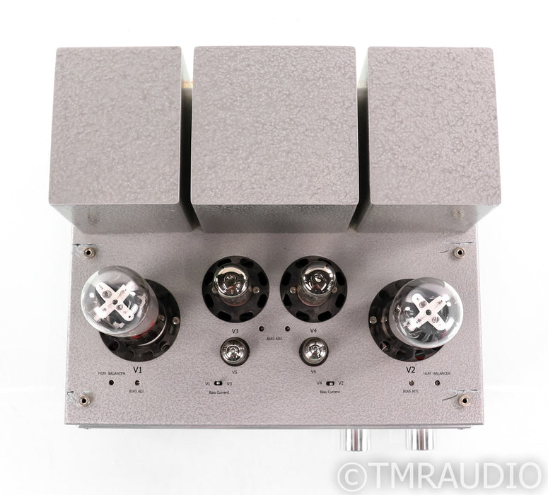 Line Magnetic LM-218 IA Stereo Tube Integrated Amplifier; Silver; LM218IA