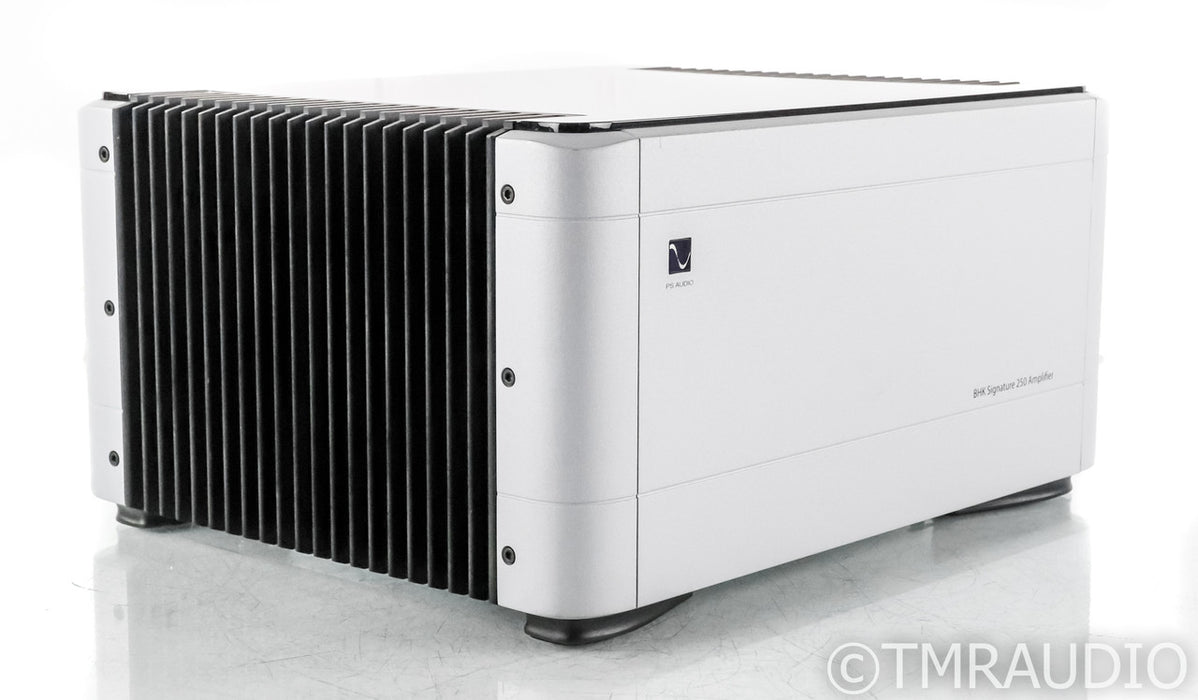 PS Audio BHK 250 Stereo Tube Hybrid Power Amplifier; Signature; Silver (Used)
