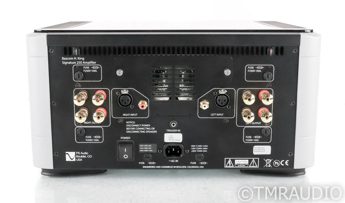 PS Audio BHK 250 Stereo Tube Hybrid Power Amplifier; Signature; Silver (Used)