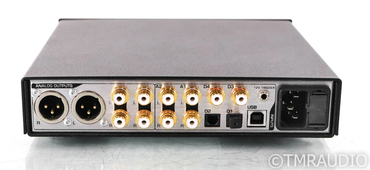 Benchmark DAC3 L DSD DAC; D/A Converter; Black; Remote