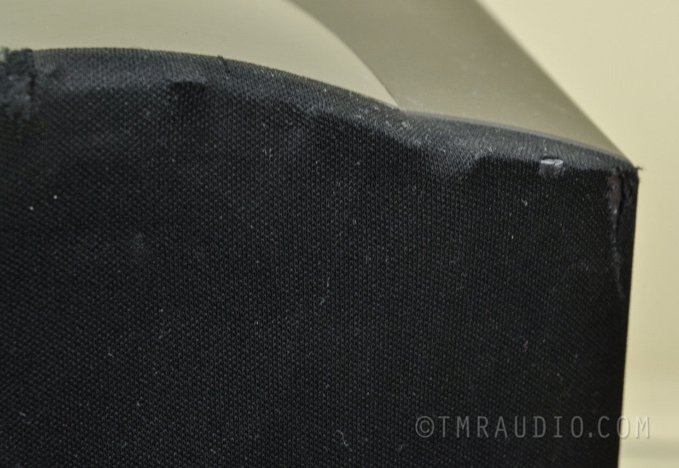 Paradigm Studio 20 V.3 Bookshelf Speakers in Factory Box