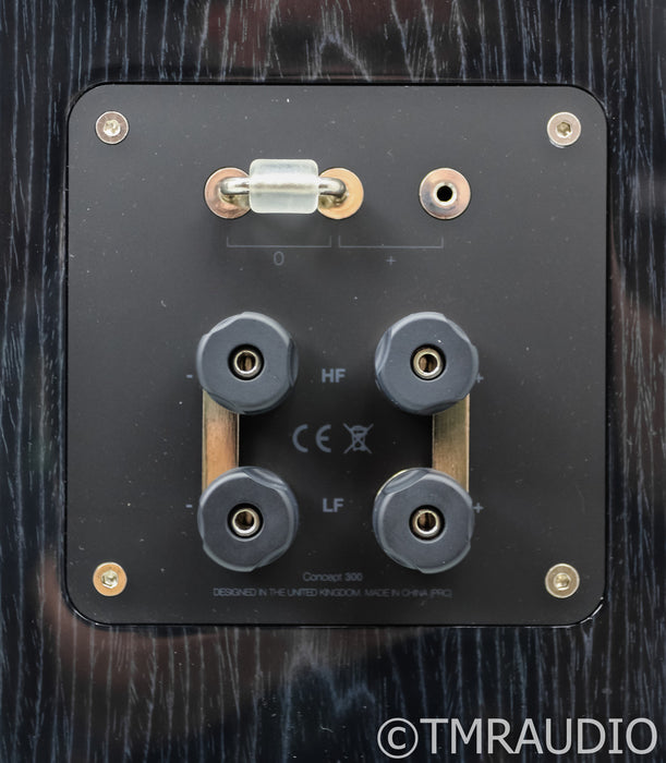 Q Acoustics Concept 300 Bookshelf Speakers; Silver Ebony Pair / Sands (Open Box)