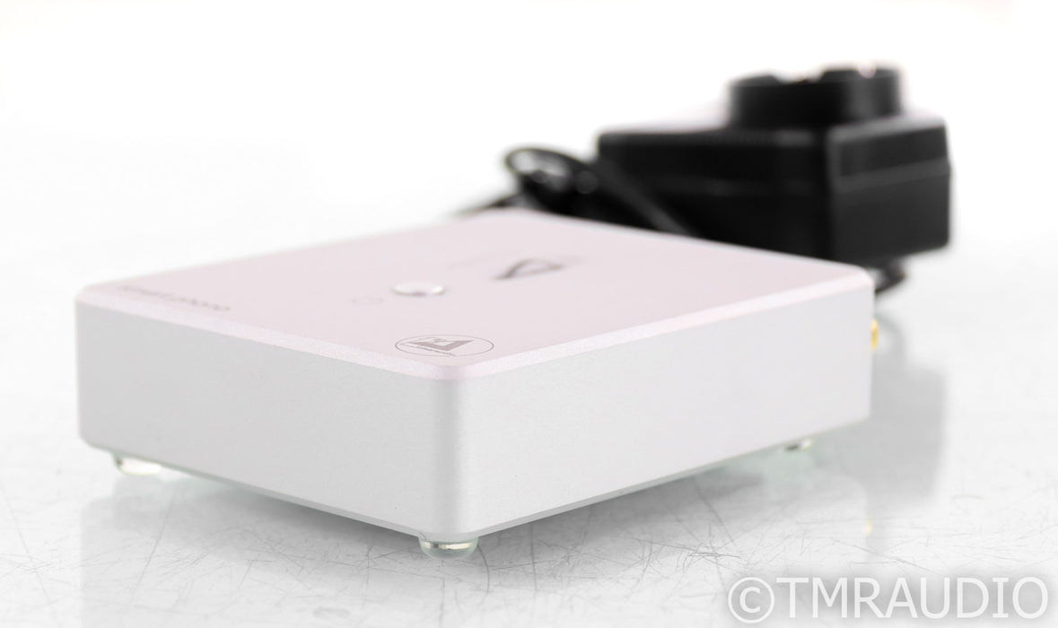 Clearaudio Smart Phono V2 MM / MC Phono Preamplifier; Silver (Open Box)