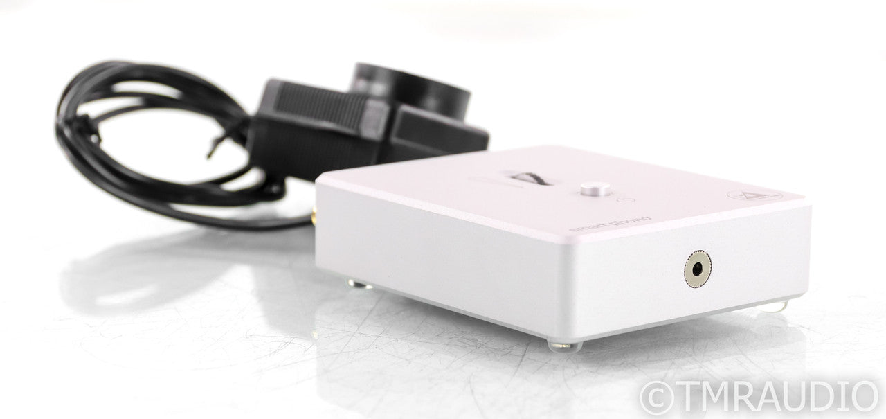 Clearaudio Smart Phono Headphone V2 MM / MC Preamplifier; Silver (Open Box)