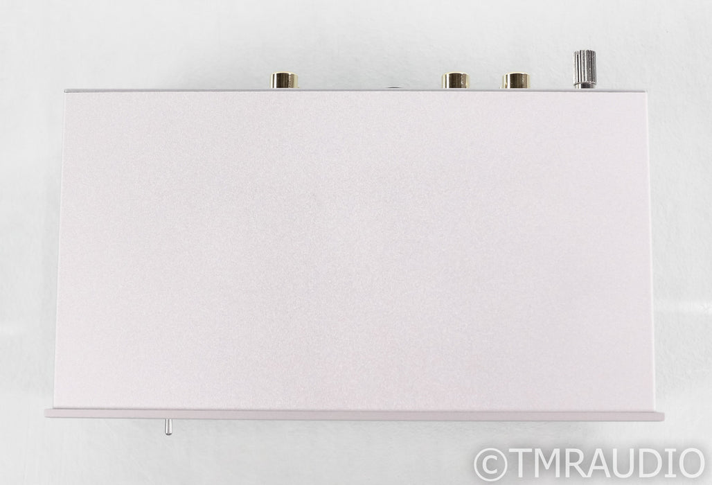 Musical Fidelity V90-LPS MM / MC Phono Preamplifier; V90LPS; Silver (Open Box)