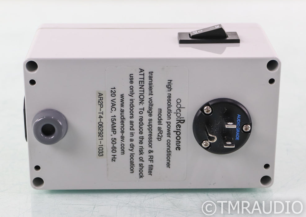 Audience Adept Response aR2p-T4 AC Power Line Conditioner; AR2PT4 (Open Box)