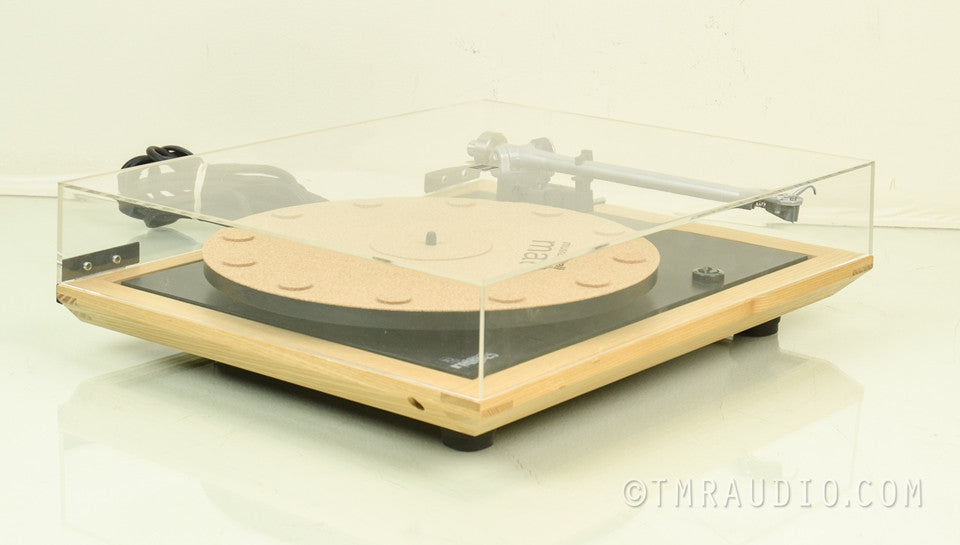 Rega Planar 25 Turntable