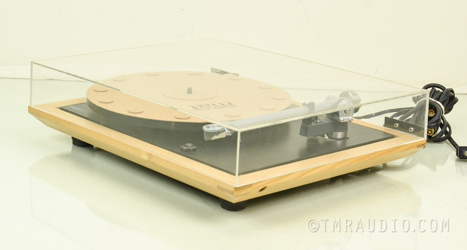 Rega Planar 25 Turntable