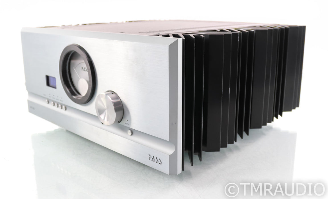 Pass Labs INT-150 Stereo Integrated Amplifier; INT50; Remote