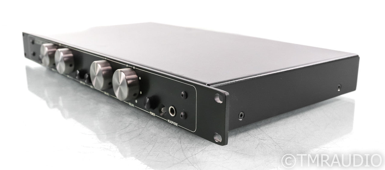 Bryston 11B Stereo Preamplifier; 19" Faceplate; Black