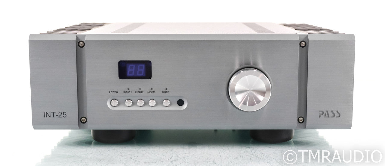 Pass Labs INT-25 Stereo Integrated Amplifier; INT25; Remote