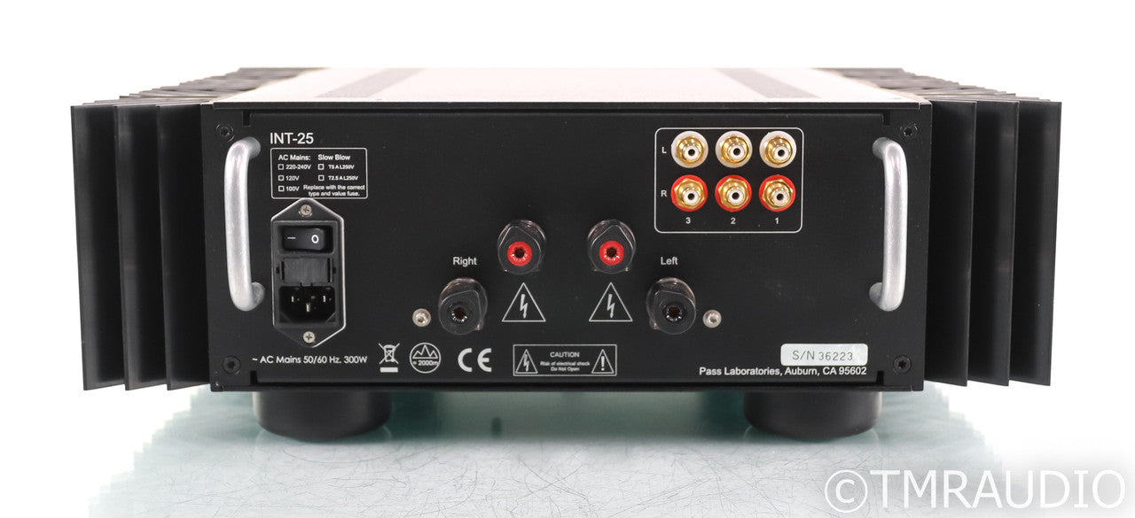 Pass Labs INT-25 Stereo Integrated Amplifier; INT25; Remote