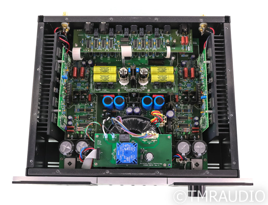 BAT VK-3000SE Stereo Tube Hybrid Integrated Amplifier; Silver & Black; Remote