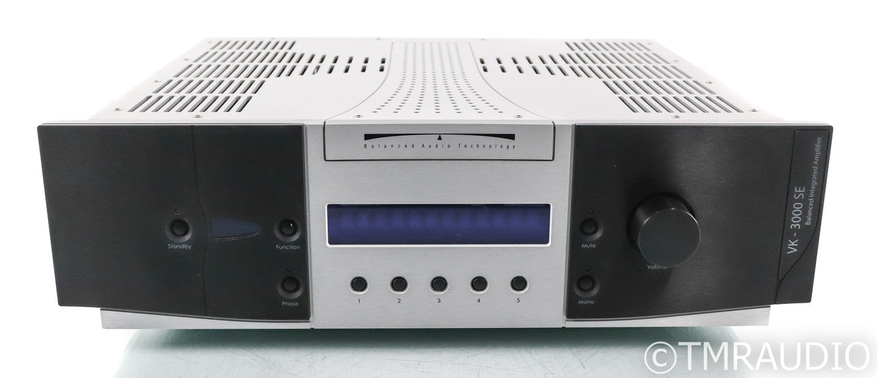 BAT VK-3000SE Stereo Tube Hybrid Integrated Amplifier; Silver & Black; Remote