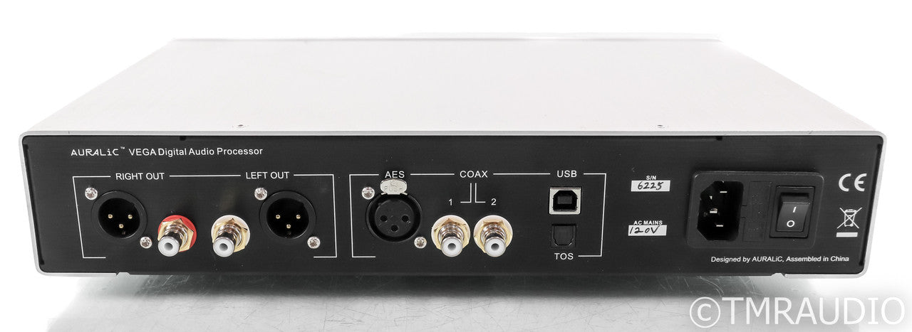 Auralic Vega DAC / Preamplifier; D/A Converter; Remote; Silver
