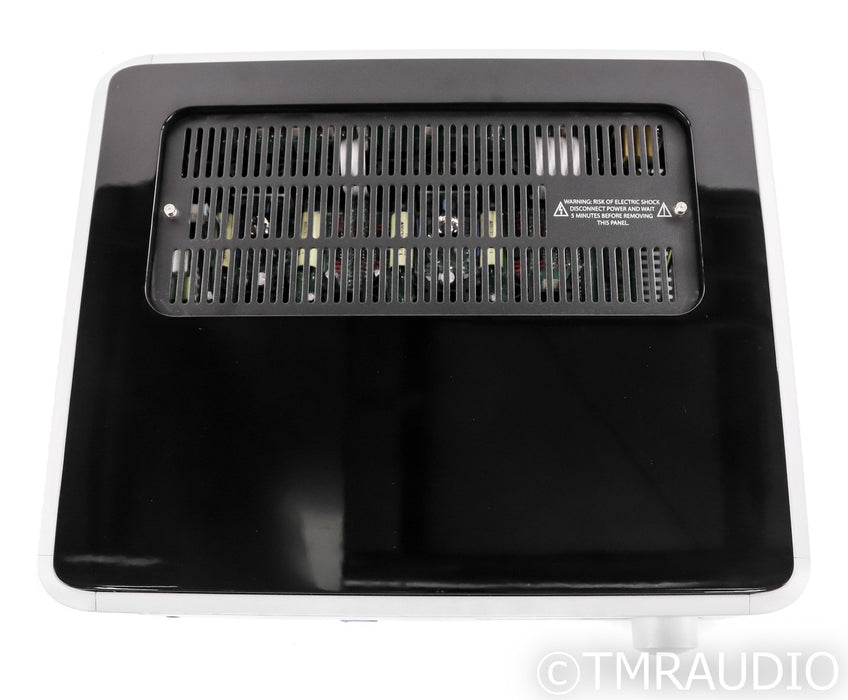 PS Audio PerfectWave BHK Signature Preamplifier; Silver; Remote (Used)