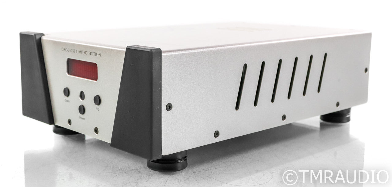 Wyred 4 Sound DAC-2v2SE 10th Anniversary DAC; D/A Converter; Remote