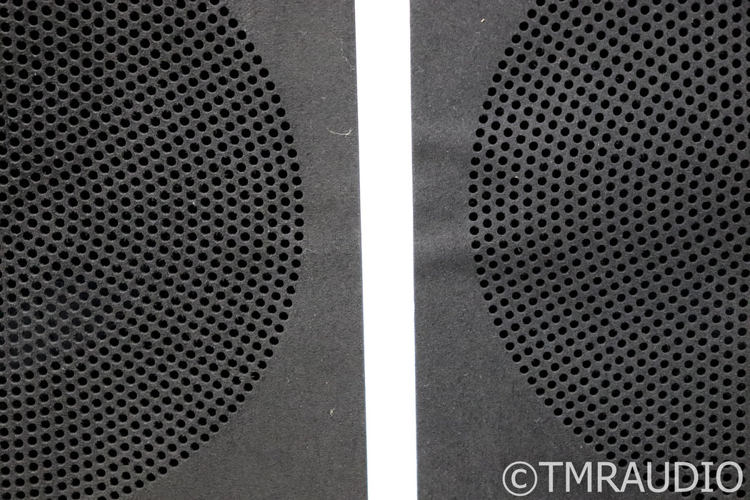 KEF R11 Floorstanding Speakers; R-11; Gloss Black Pair