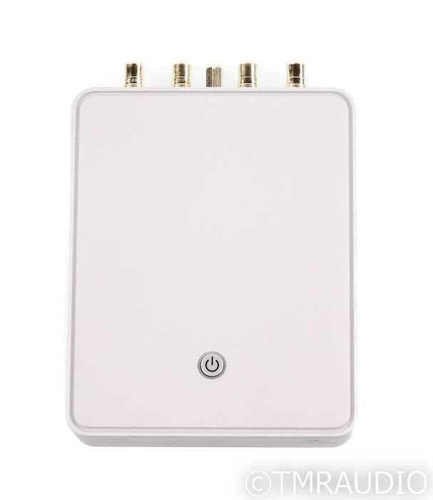 Clearaudio Basic V2 MM / MC Phono Preamplifier; Silver
