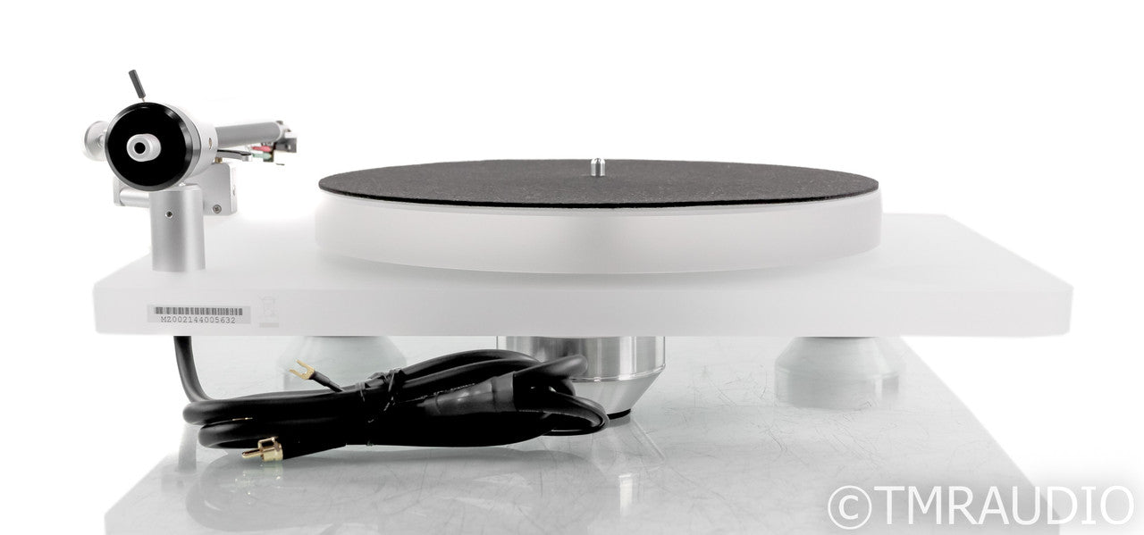 Marantz TT-15 Belt Drive Turntable; White; Clearaudio Virtuoso Wood MM Cartridge