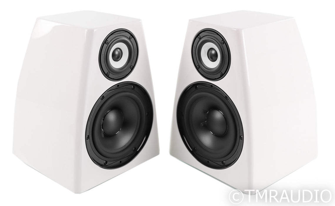 Meridian DSP3200 Powered Bookshelf Speakers; Gloss White Pair; Ethernet