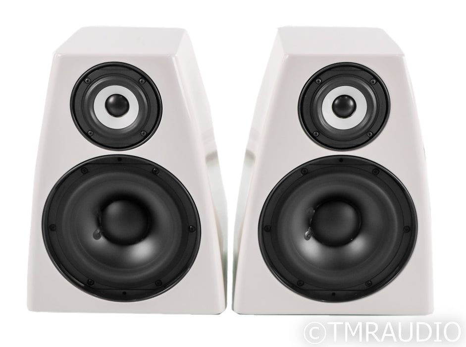 Meridian DSP3200 Powered Bookshelf Speakers; Gloss White Pair; Ethernet