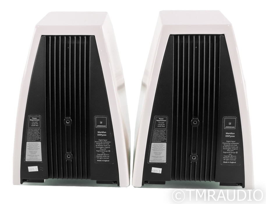 Meridian DSP3200 Powered Bookshelf Speakers; Gloss White Pair; Ethernet