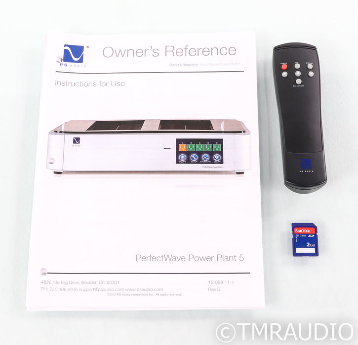 PS Audio PerfectWave Power Plant 5 AC Power Conditioner; Remote; Silver; P5