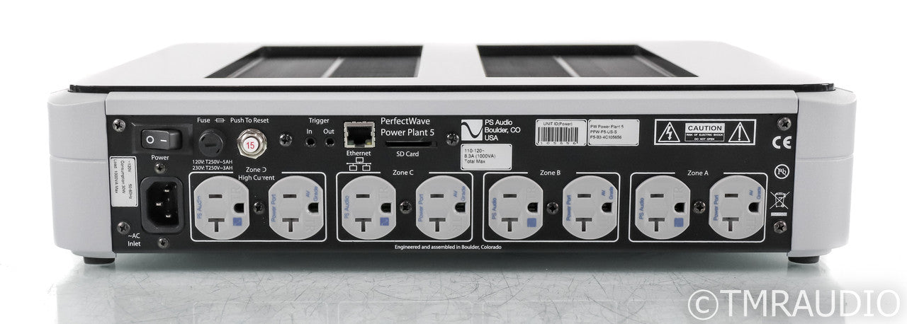 PS Audio PerfectWave Power Plant 5 AC Power Conditioner; Remote; Silver; P5