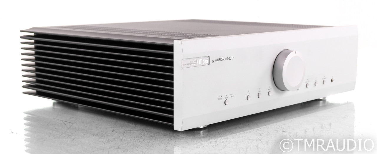 Musical Fidelity M6si Stereo Integrated Amplifier; Silver; Remote (Open Box)
