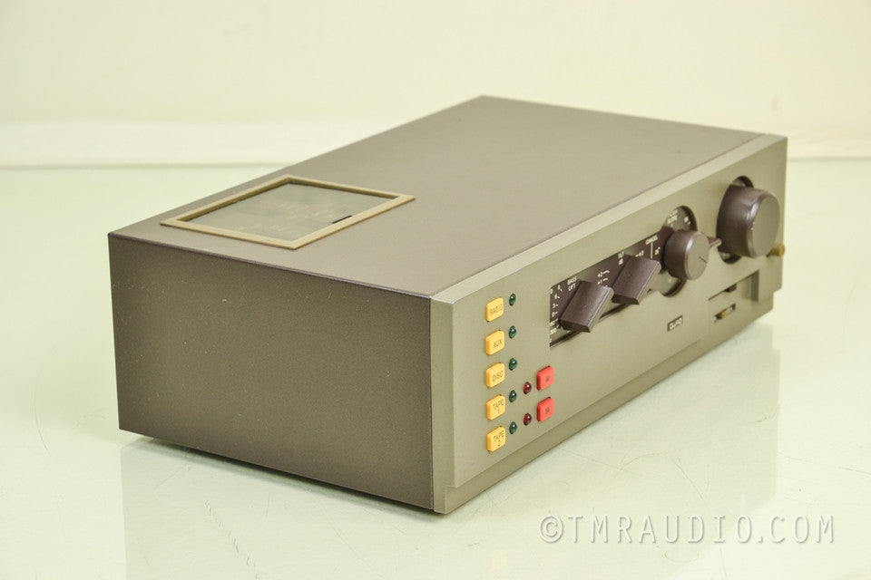 Quad 405 Amplifier and 44 Preamplifier Set