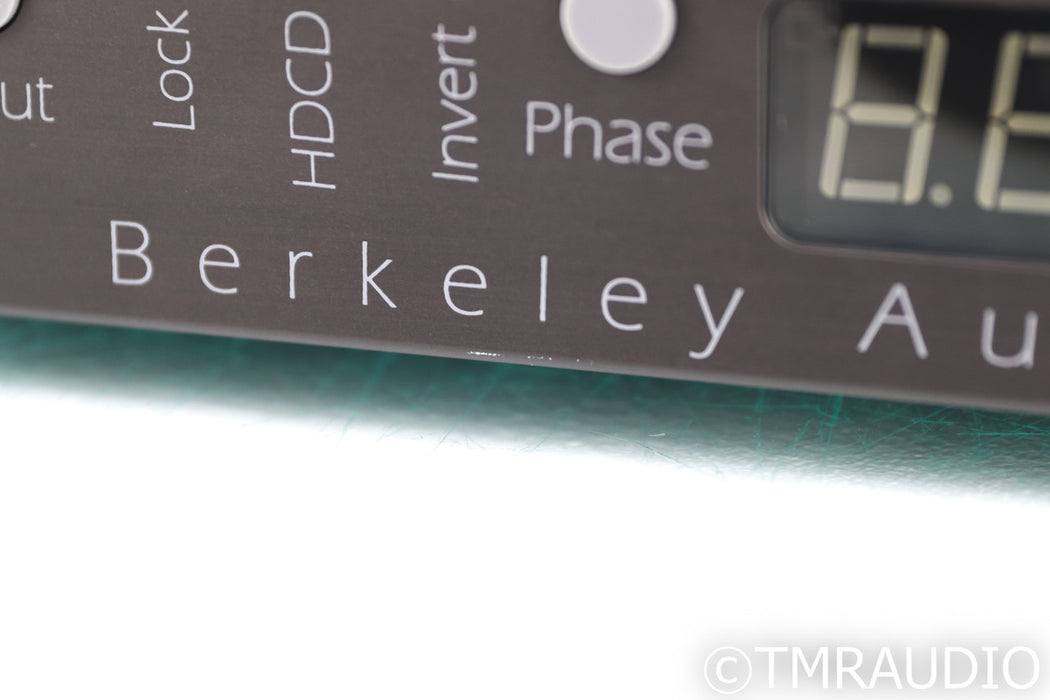 Berkley Audio Design Alpha DAC Series 2; D/A Conveter; Remote