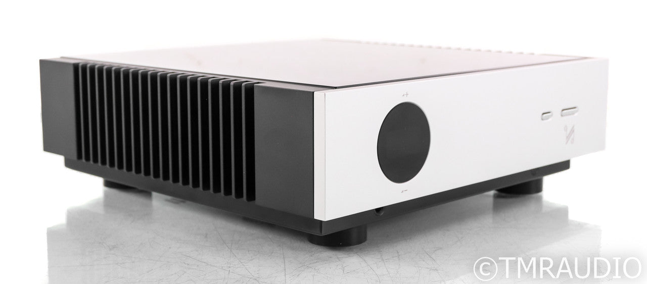 Quad Artera Stereo Preamplifier; Remote; MM Phono; Silver