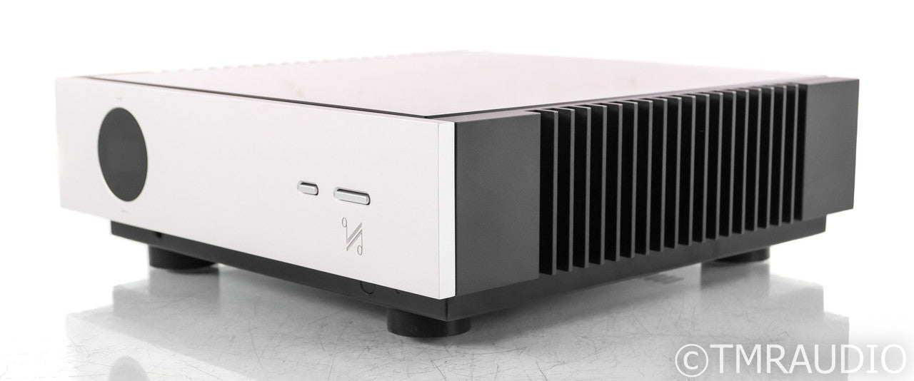Quad Artera Stereo Preamplifier; Remote; MM Phono; Silver