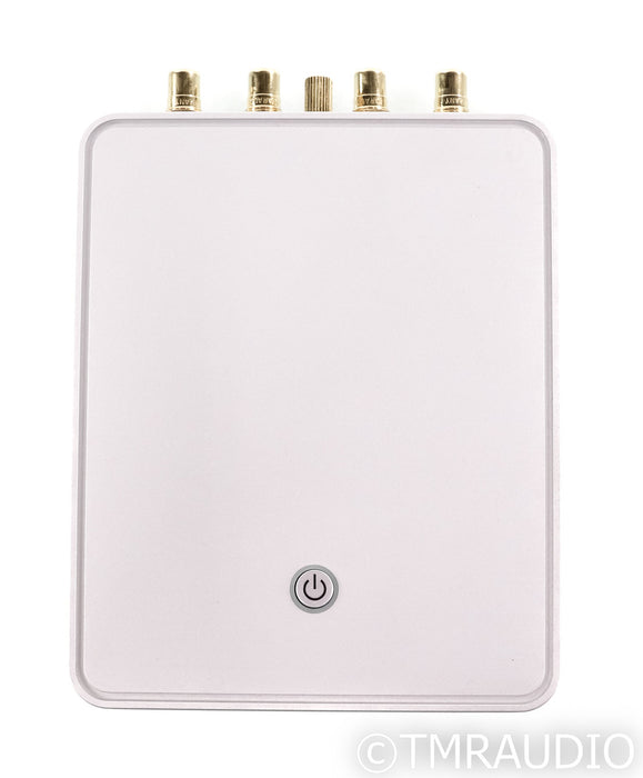 Clearaudio Basic V2 MM / MC Phono Preamplifier; Silver