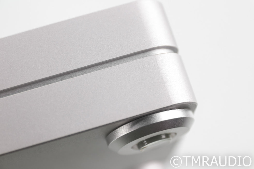 Clearaudio Basic V2 MM / MC Phono Preamplifier; Silver