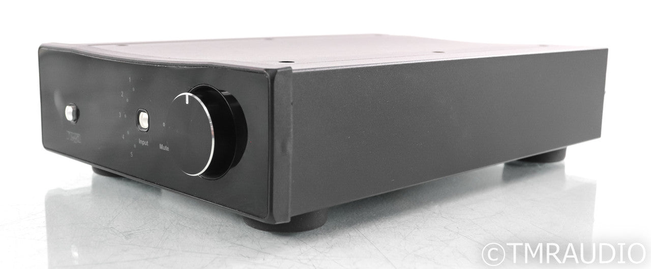 Rega Brio-R Stereo Integrated Amplifier; Remote