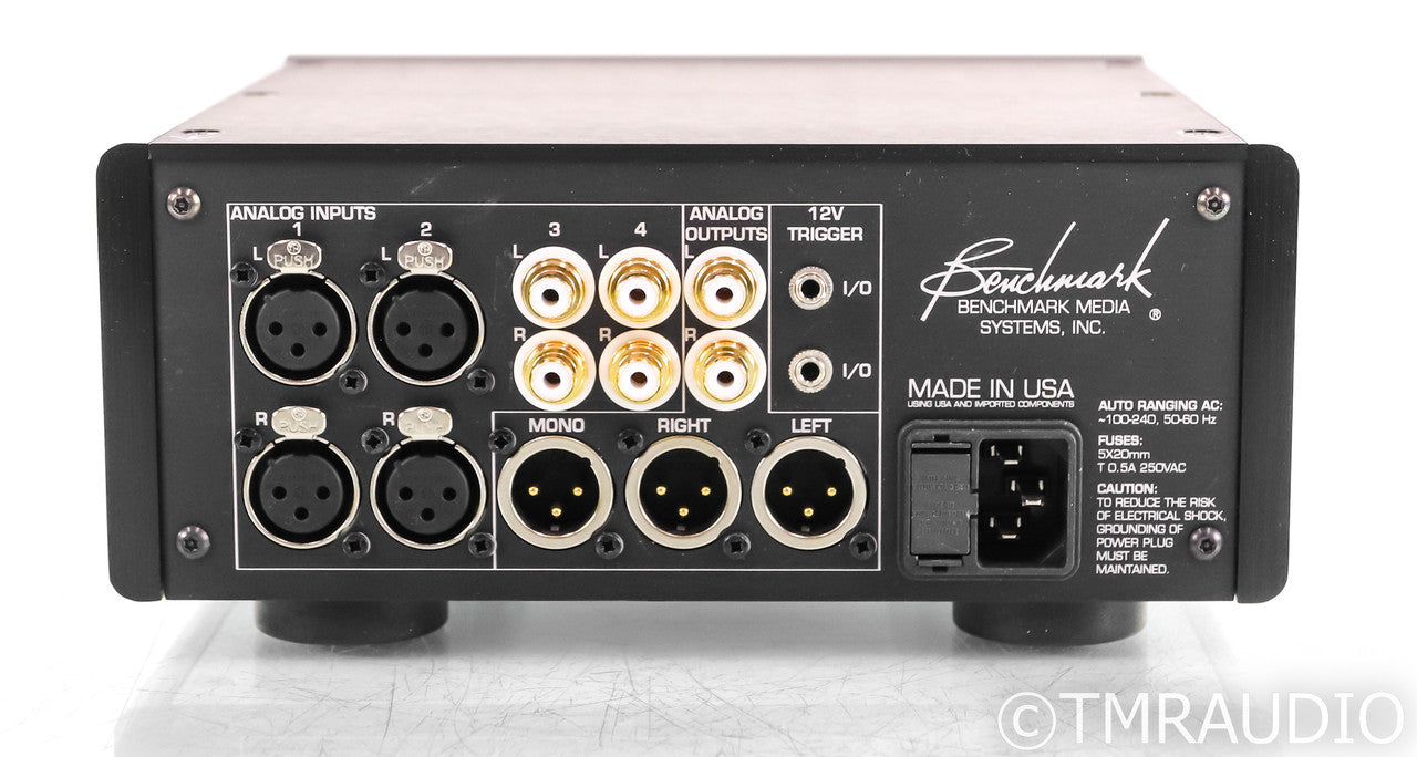 Benchmark HPA4 Headphone Amplifier; HPA-4; Silver; Remote