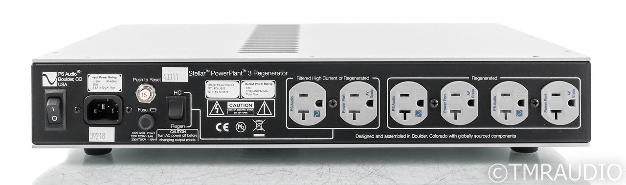 PS Audio Stellar PowerPlant 3 AC Power Line Conditioner; Silver; Remote (Used)