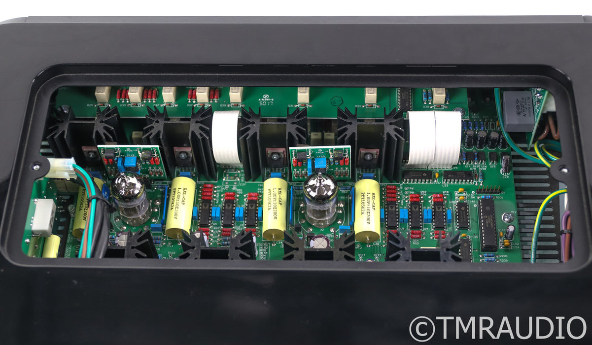 PS Audio BHK Signature Stereo Tube Hybrid Preamplifier; Black; Remote (Used)