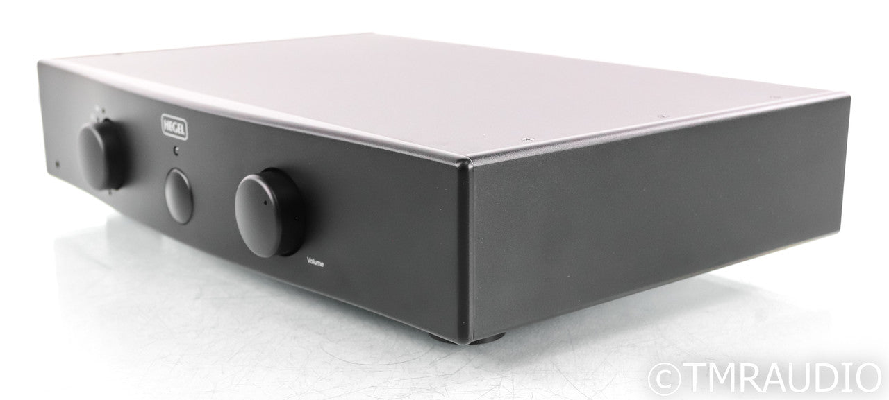Hegel P20 Stereo Preamplifier; P-20; Black; Remote