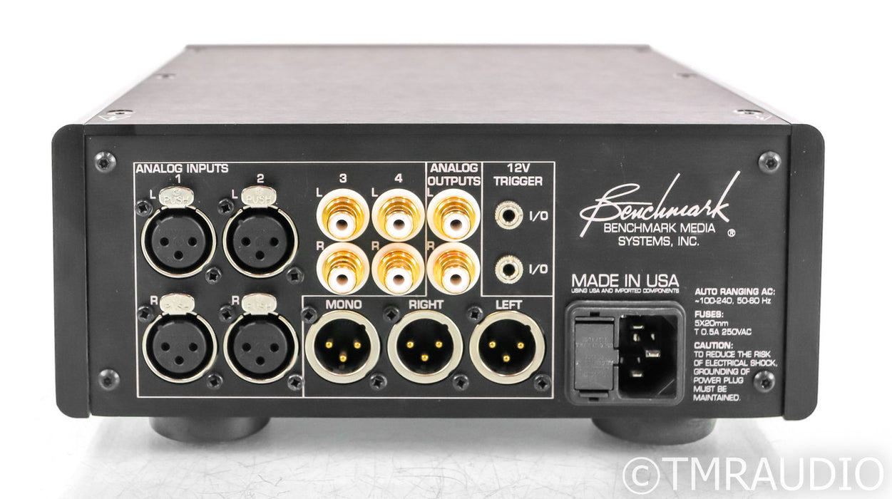 Benchmark LA4 Stereo Preamplifier; LA-4; Silver; Remote
