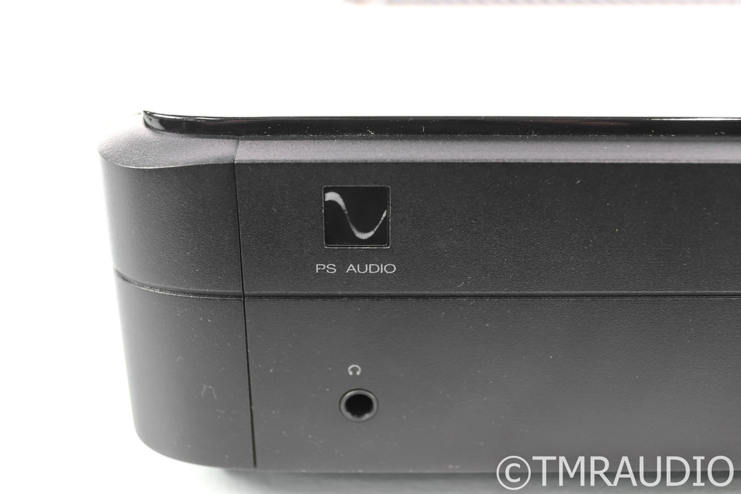 PS Audio BHK Signature Stereo Tube Hybrid Preamplifier; Black; Remote (Used)