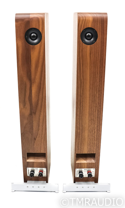 Boenicke W8 Floorstandig Speakers; Walnut Pair; W-8