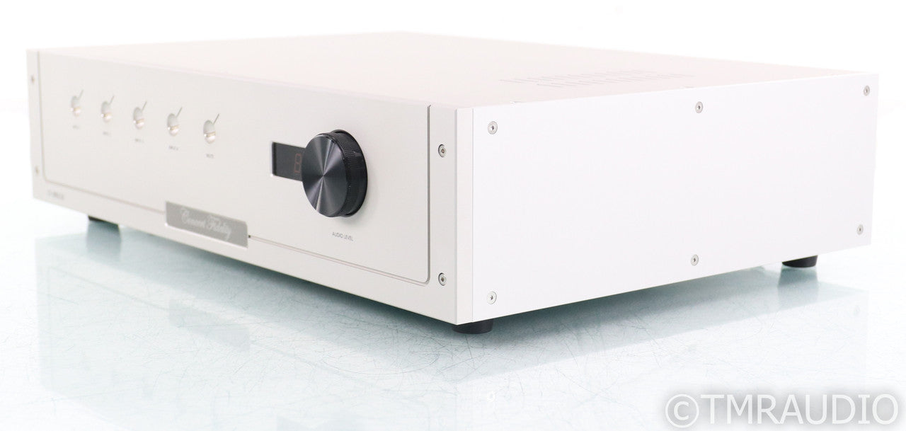 Concert Fidelity CF-080LSX Stereo Tube Preamplifier; CF080LSX2; Silver; Remote