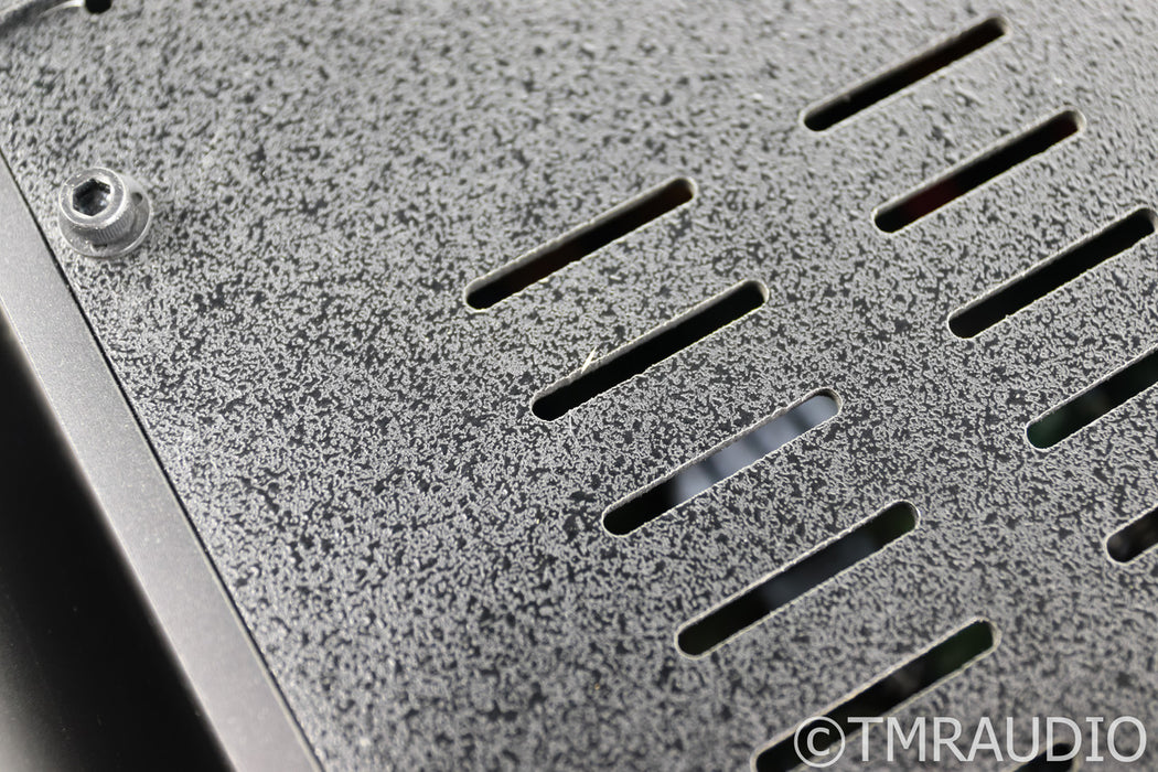 Pass Labs INT-150 Stereo Integrated Amplifier; INT150; Silver; Remote