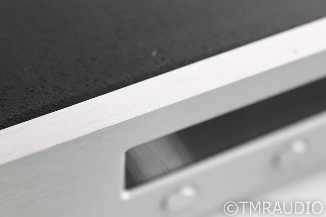 Classe Tuner-1 Stereo Tuner; Tuner 1; Remote