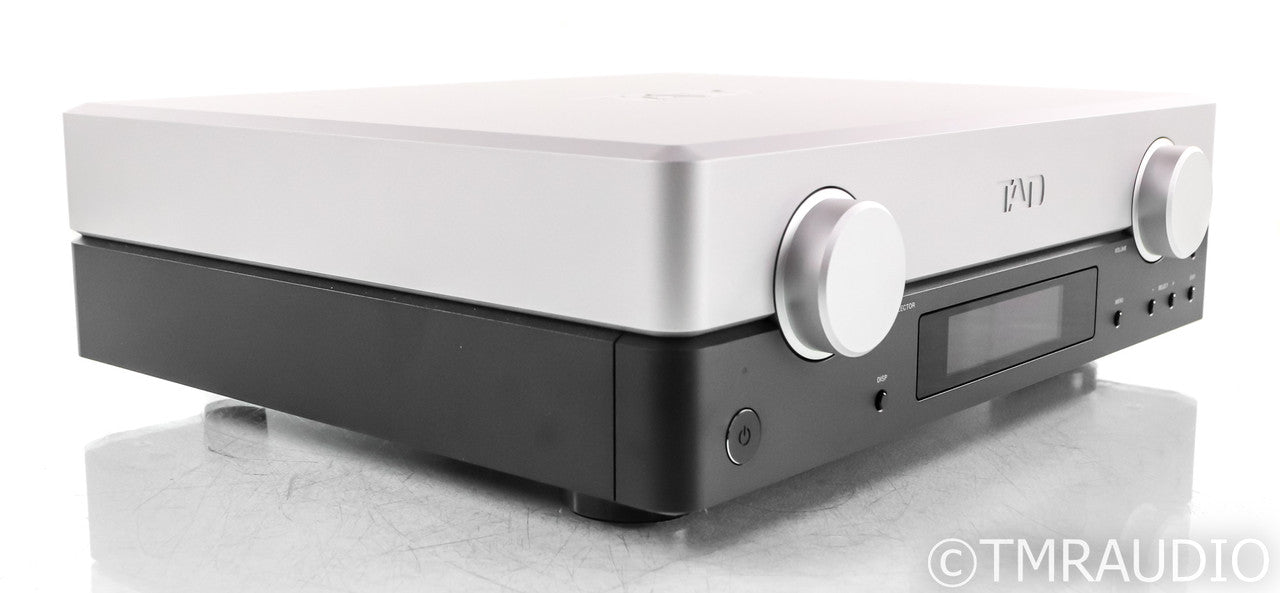 TAD C2000 Stereo Preamplifier / DAC; C-2000; Remote; Silver & Black